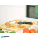 Fiskars FF pizzaskärare - Hemmavid